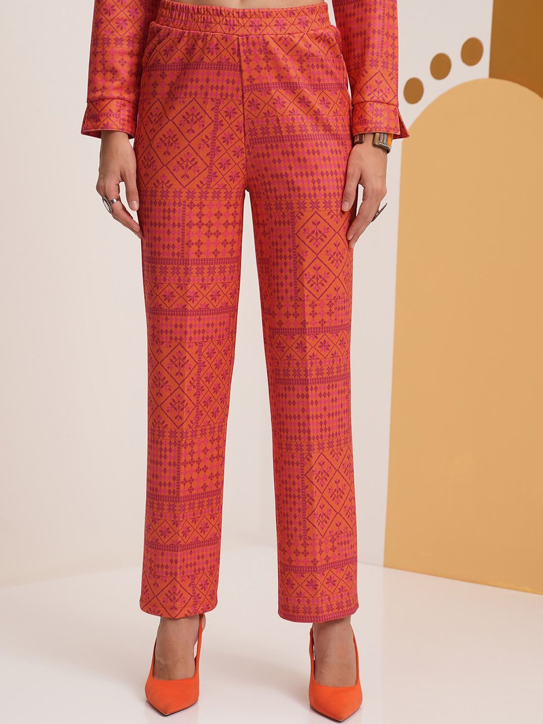 Vishudh Geometric Printed Shirt Collar Tunic With Trousers