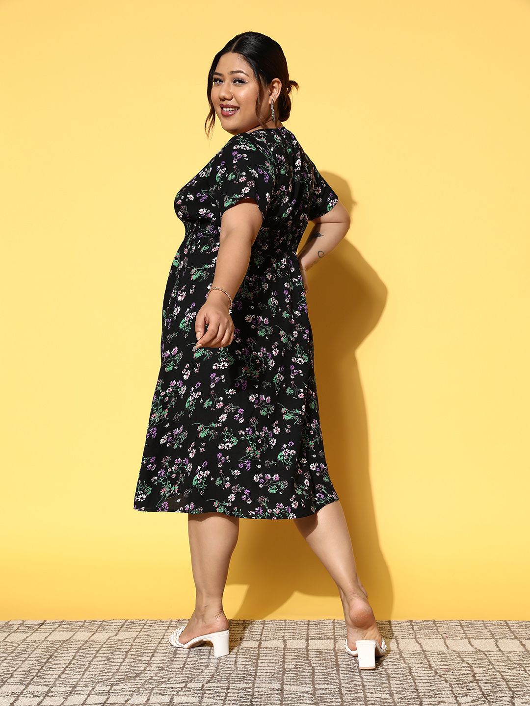 Berrylush Curve Floral Crepe Midi Dress