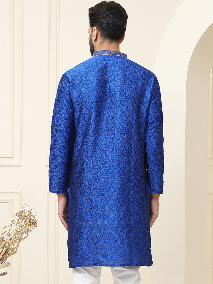 SOJANYA Kurta Lurus Bersulam Paisley Biru