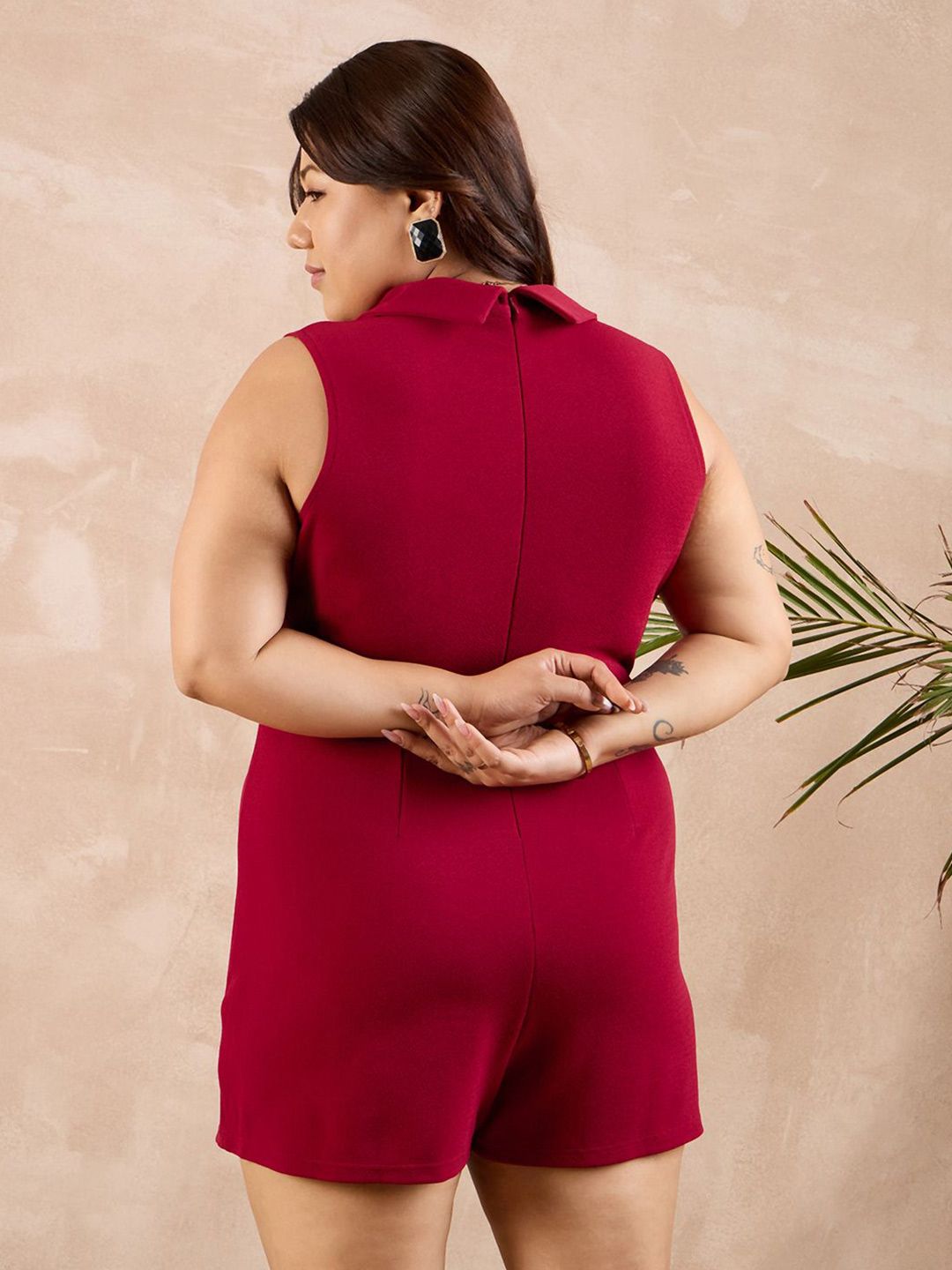 Berrylush Curve Plus Size Lapel Collar Sleeveless Playsuit