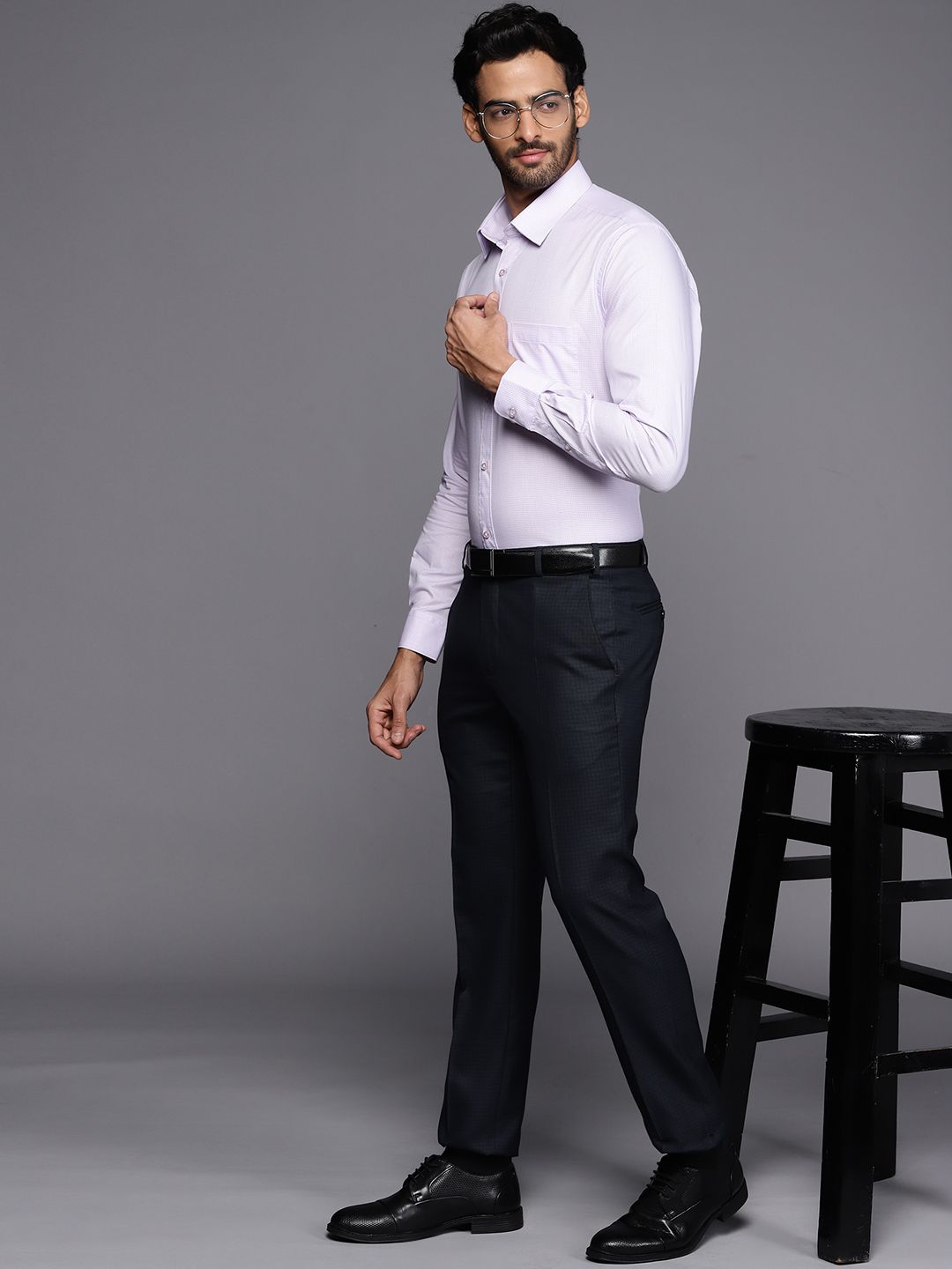 Raymond Men Lavender & Off-White Pure Cotton Self-Checked Slim Fit Formal Shirt