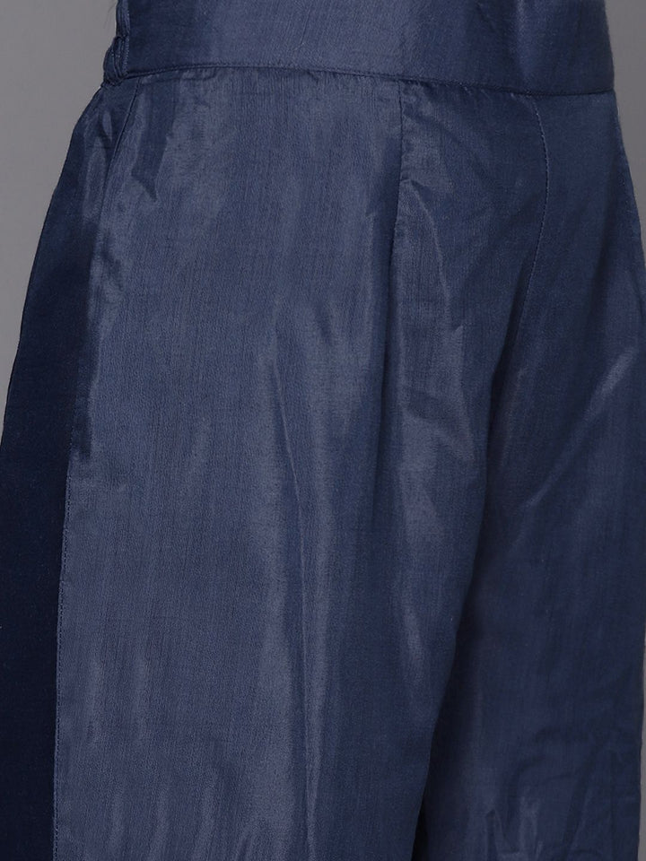 Varanga Women Blue Floral Printed Sequinned Kurta with Trousers & With Dupatta