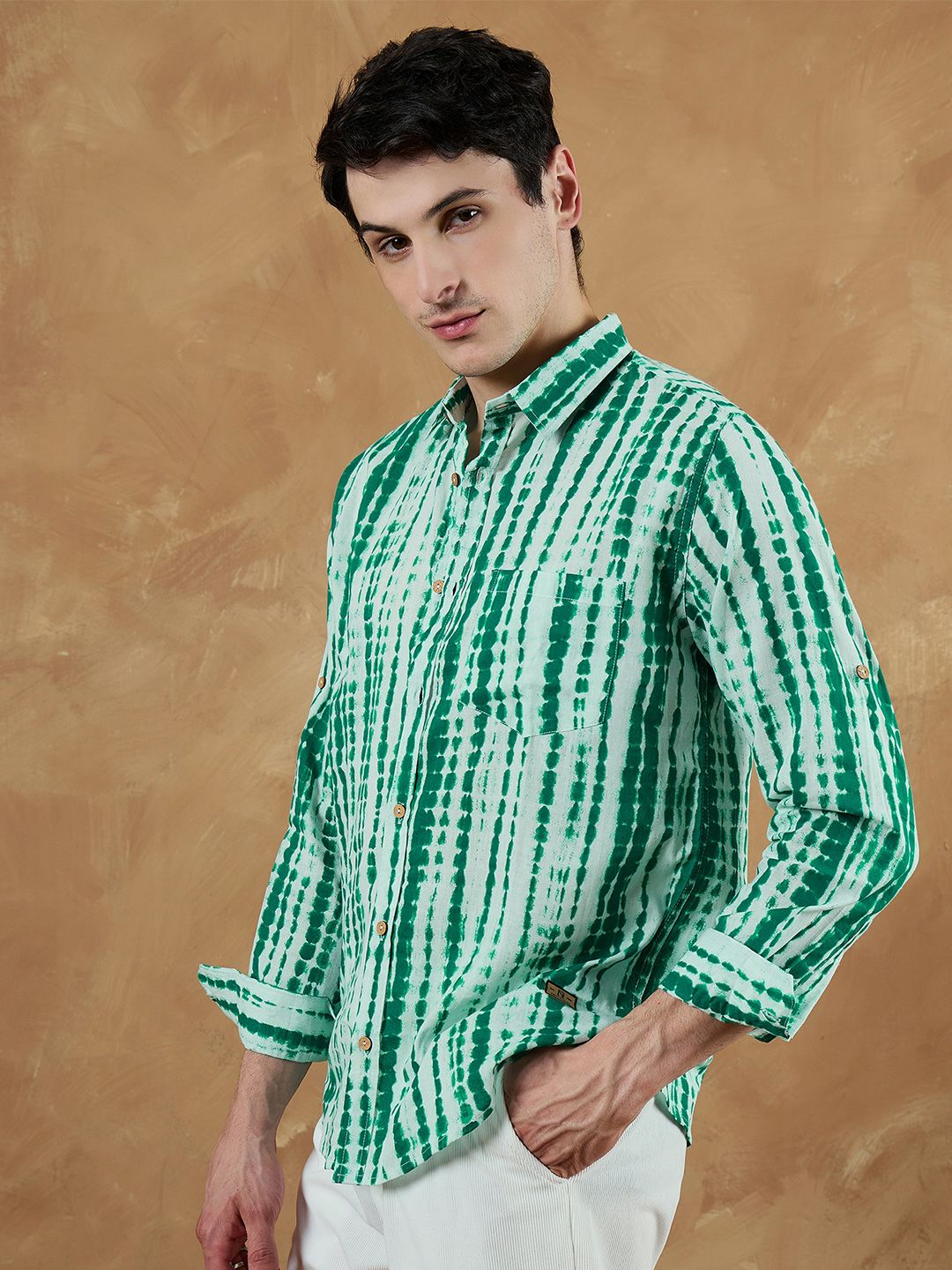 DENNISON Men Green Regular Fit Faded Printed Casual Shirt