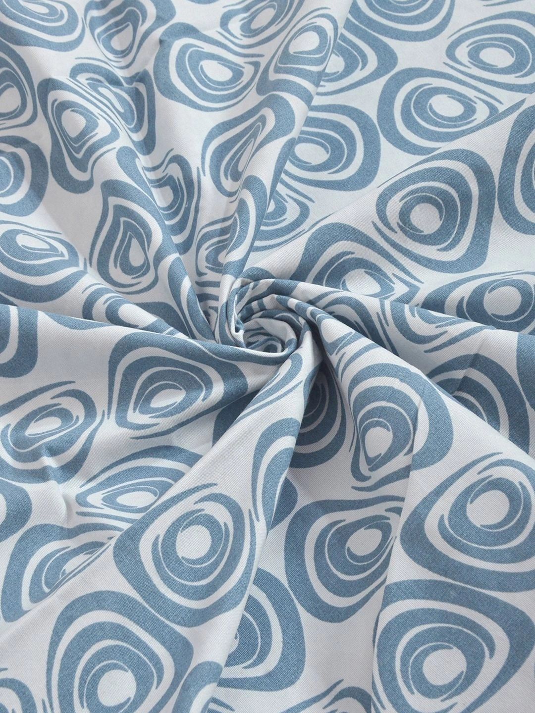 Moda Rapido X KLOTTHE Blue & White Geometric 300 TC Single Bedsheet with 1 Pillow Covers