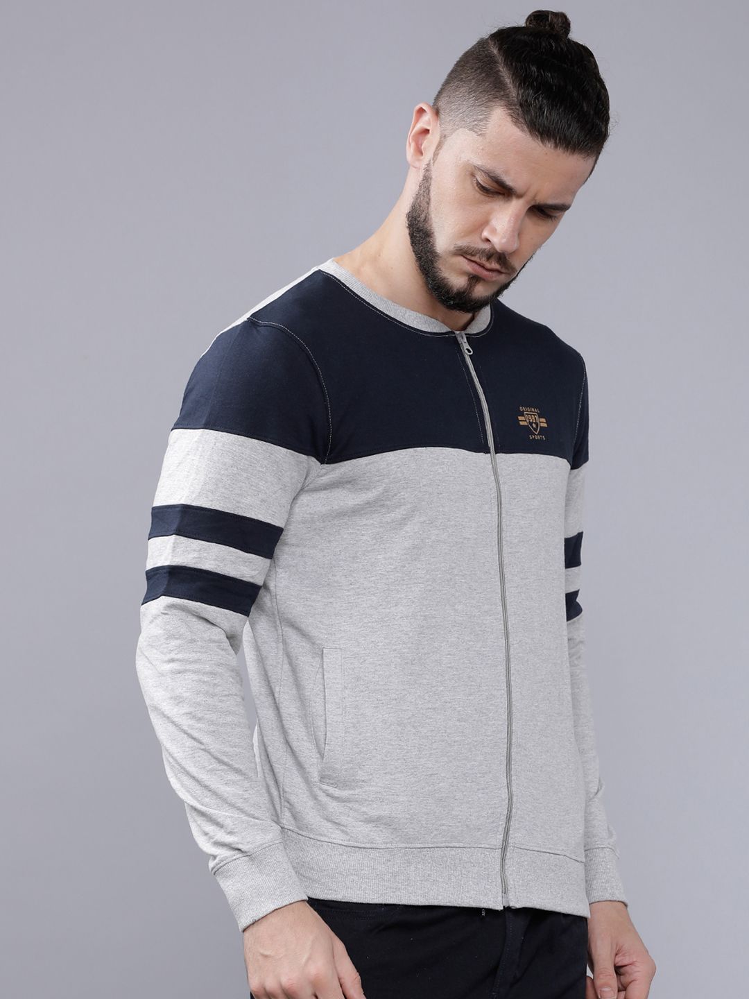 The Indian Garage Co Men Grey Melange & Navy Blue Colourblocked Sweatshirt