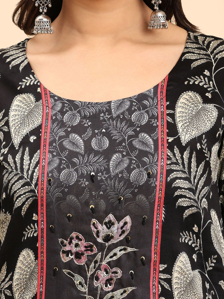 Mamicha Women Floral Printed Regular Pure Cotton Kurta with Palazzos & With Dupatta