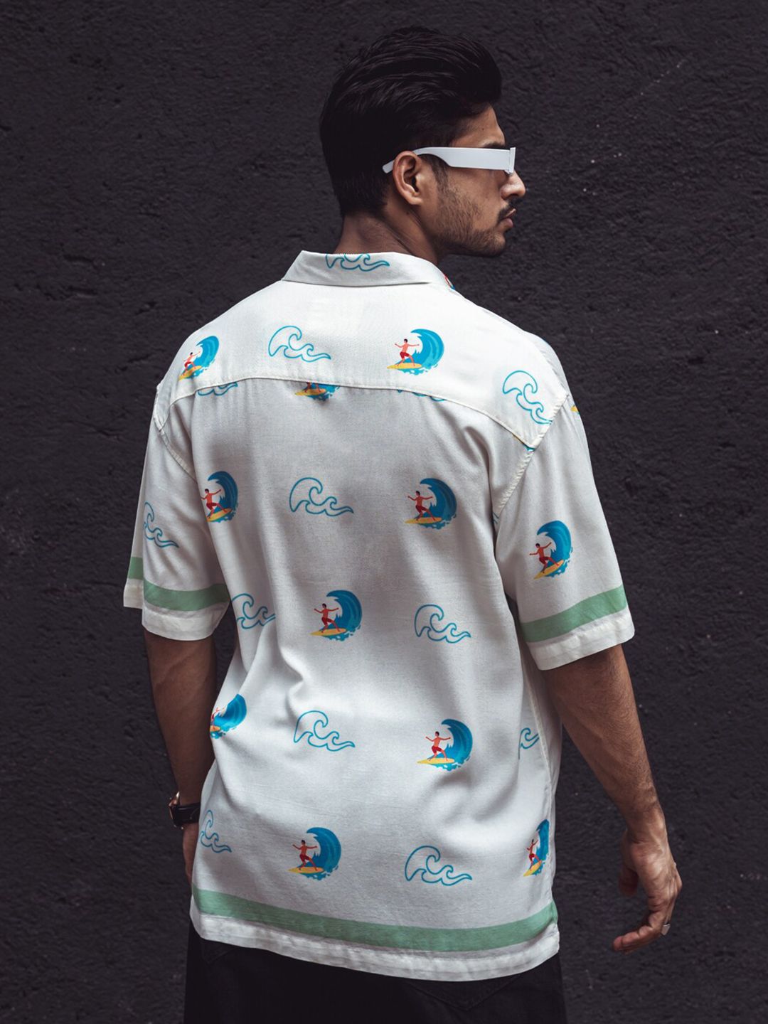 Powerlook India Slim Fit Conversational Printed Casual Oversized Shirt
