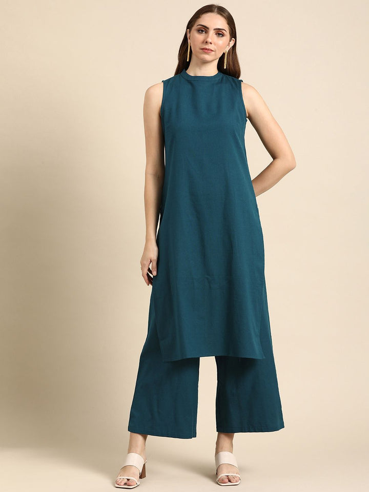 Anouk Women Solid Round Neck Pure Cotton Kurta