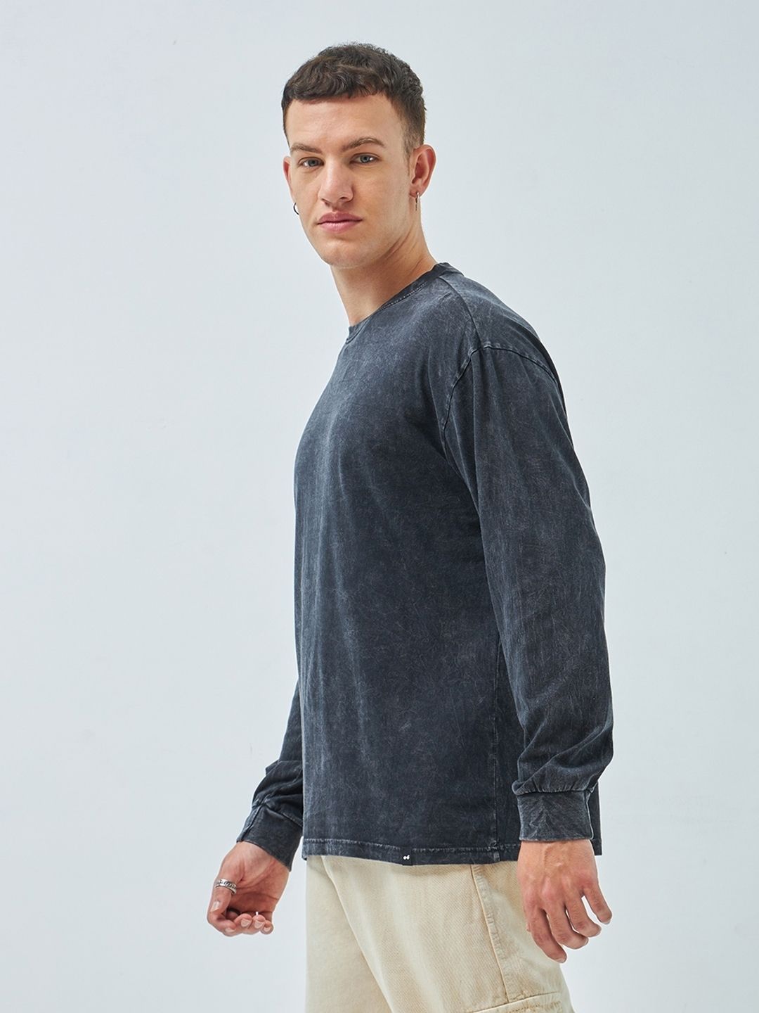 Bewakoof Round Neck Long Drop Shoulder Sleeves Pure Cotton Oversized T-shirt