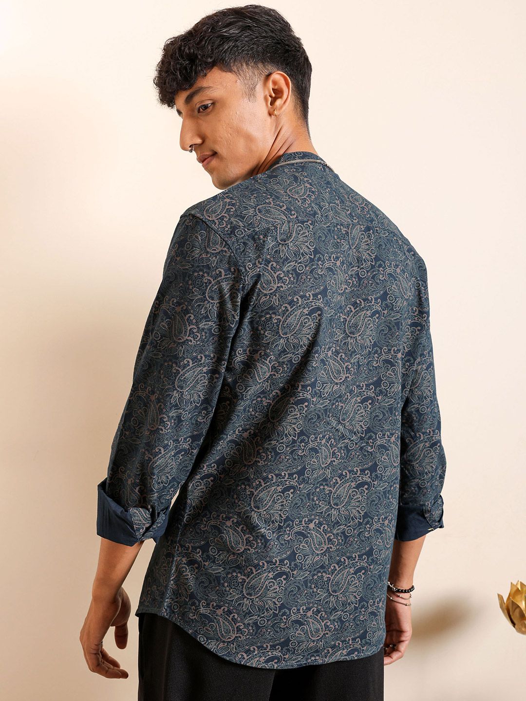 The Indian Garage Co Men Slim Fit Indie Printed Resortwear Shirt