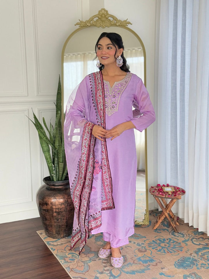 KALINI Women Floral Embroidered Regular Thread Work Kurta with Trousers & With Dupatta