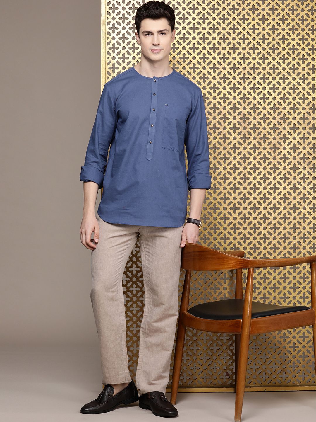 House of Pataudi Solid Round-Neck Rozana Short Kurta