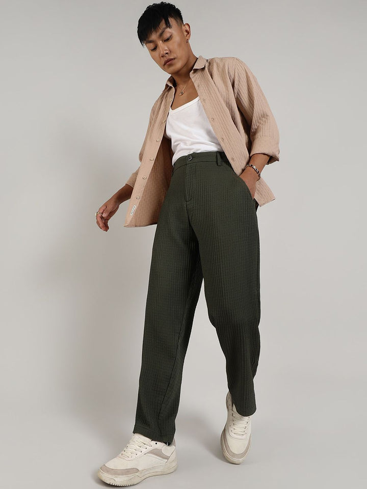 Campus Sutra Men Comfort Mid-Rise Plain Chinos Trousers