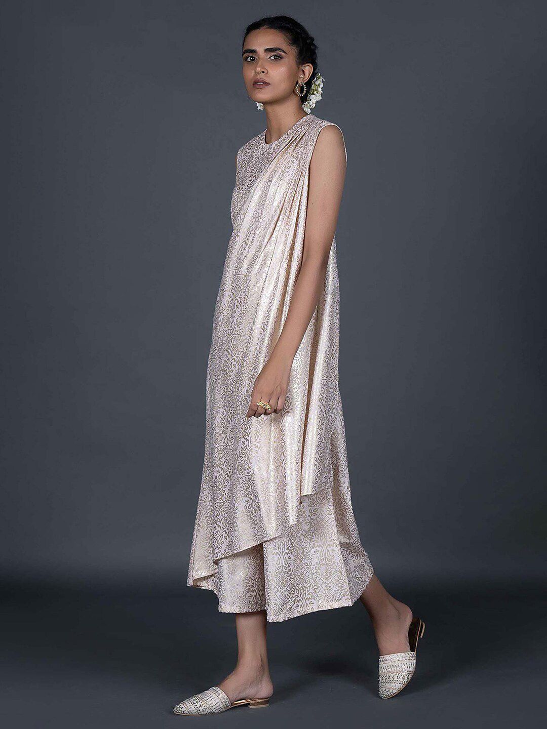 W Women Pink & Gold-Toned Printed Basic Jumpsuit