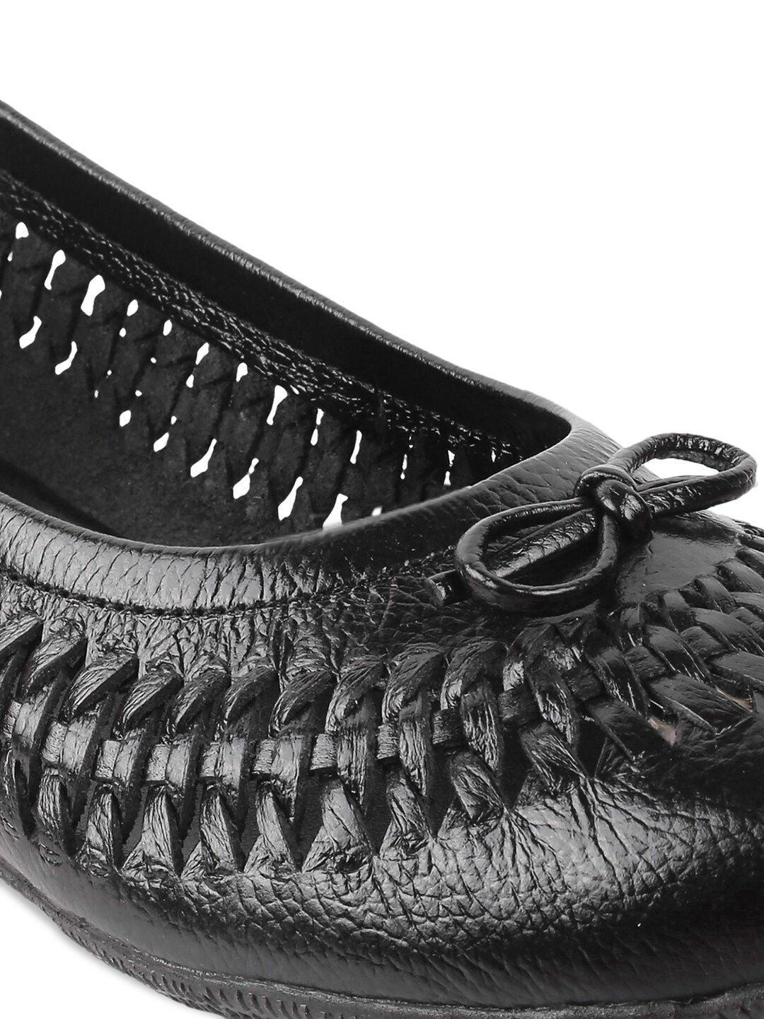 Metro Women Black Solid Leather Ballerinas