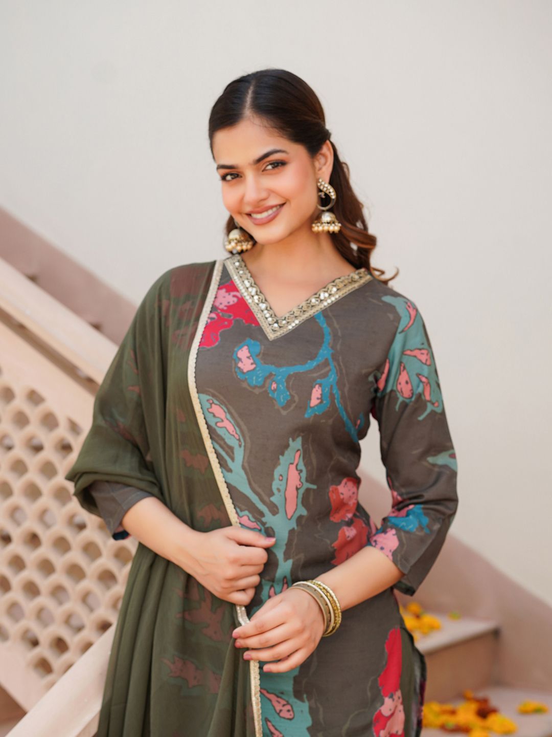 KALINI Women Floral Printed Regular Kurta with Trousers & With Dupatta