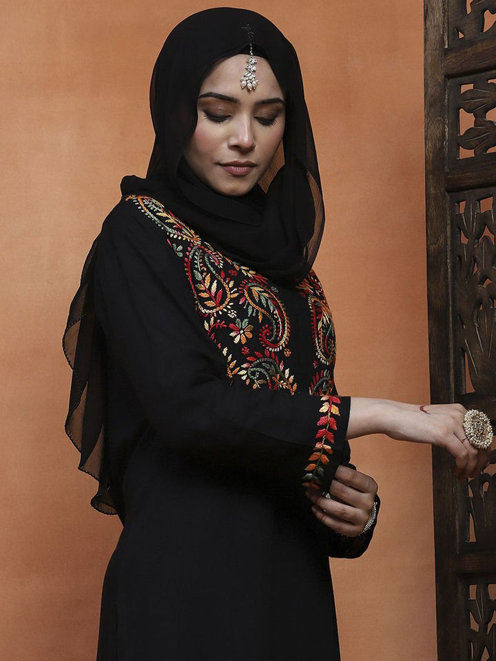 House of Chikankari Women Black Rayon Chikankari Embroidered Kurta Set