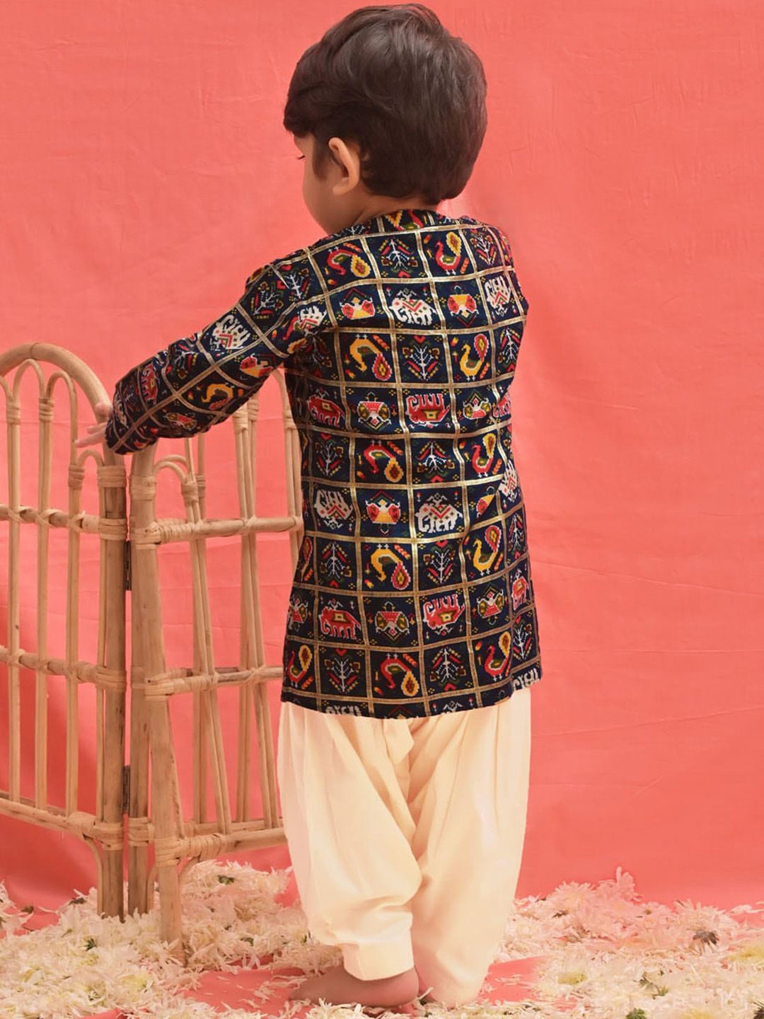 VASTRAMAY Boys Ethnic Motifs Printed Regular Kurta with Patiala