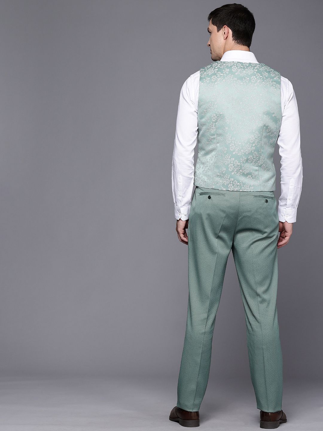 Raymond Contemporary Fit Single Breasted 3 Piece Party Suits