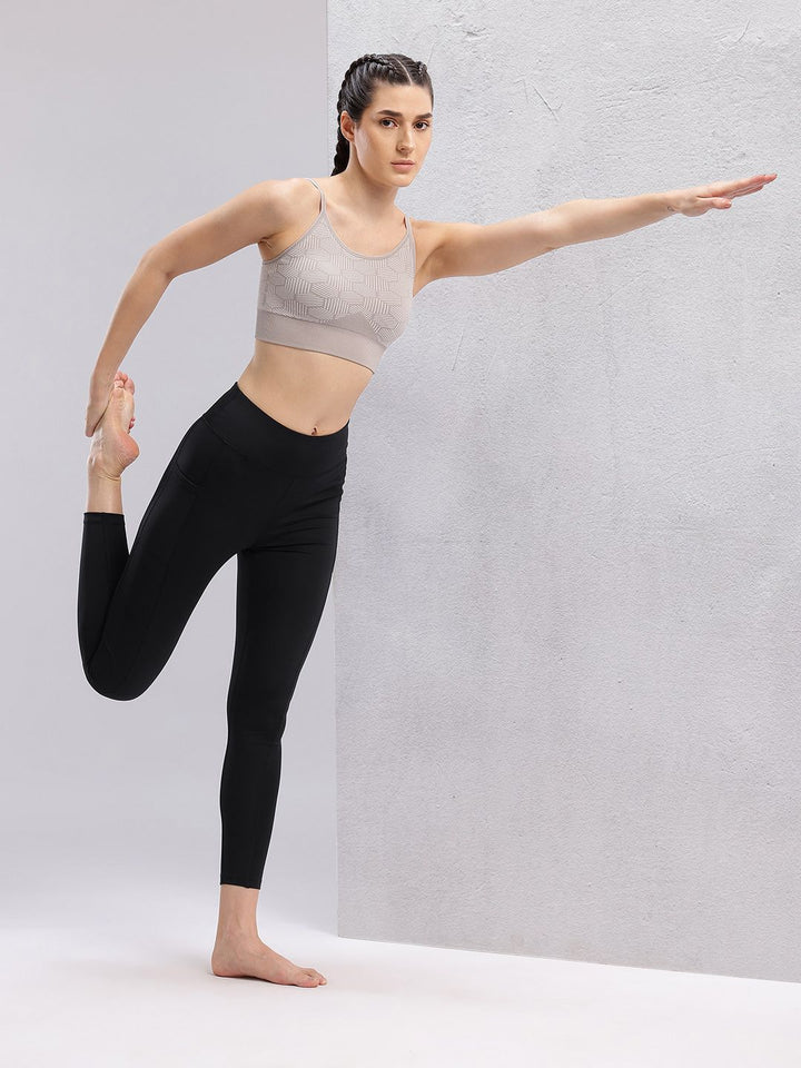 HRX by Hrithik Roshan Women Mid-Rise Cropped Rapid-Dry Yoga Tights