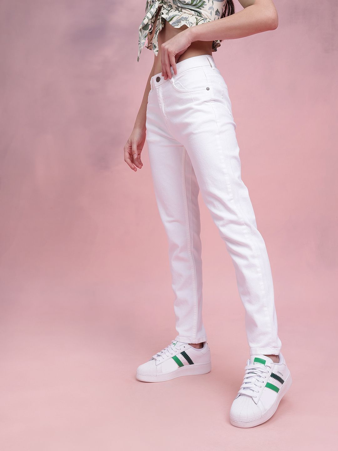 DressBerry Women Mid-Rise Stretchable Slim Fit Jeans
