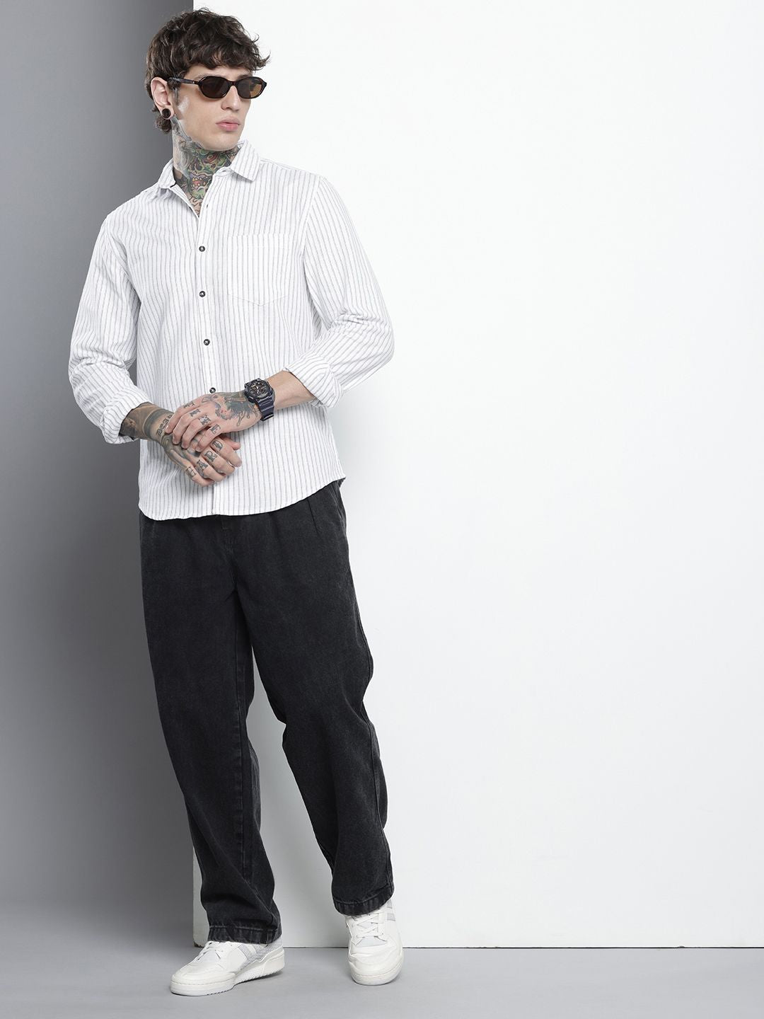 The Indian Garage Co Slim Fit Opaque Striped Casual Shirt