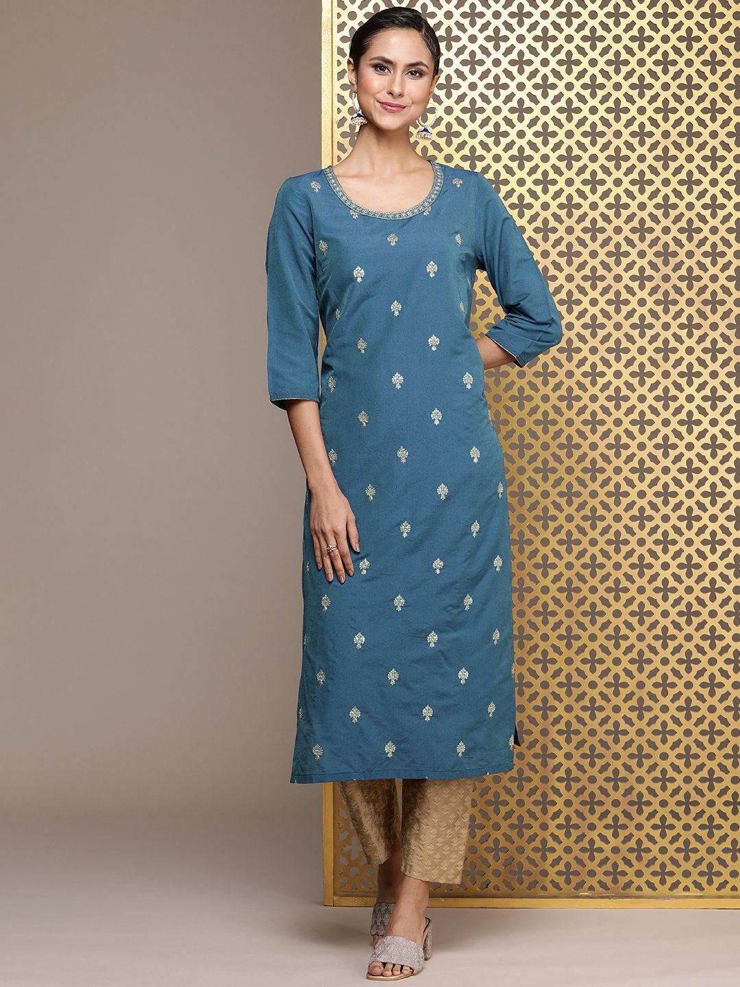 House of Pataudi Embellished Straight Jashn Kurta