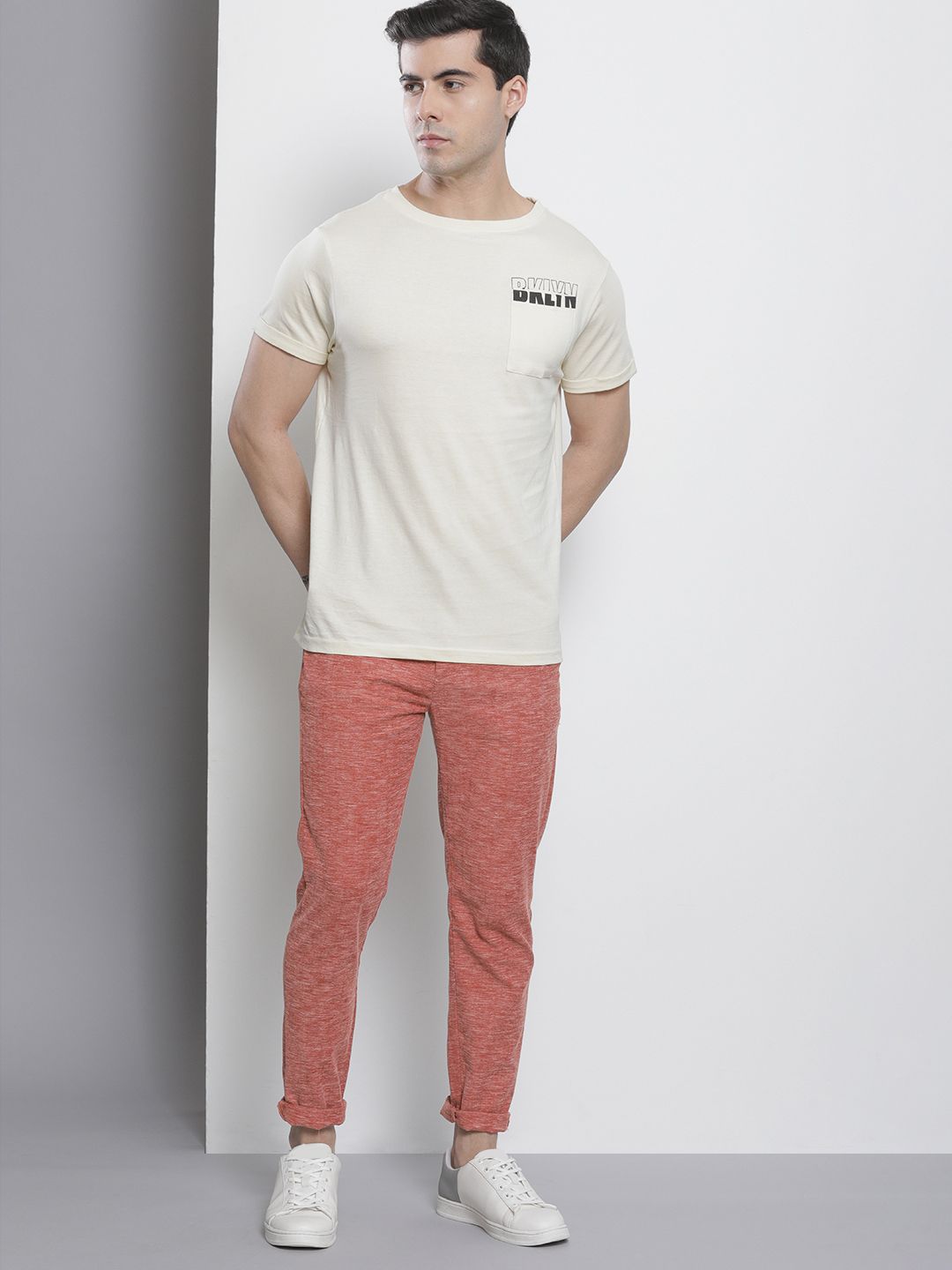 The Indian Garage Co Men Rust Red Melange Effect Slim Fit Trousers