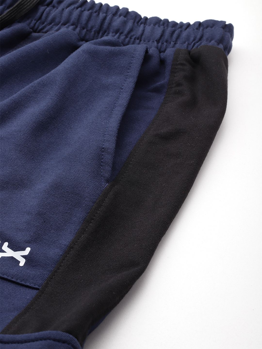 HRX by Hrithik Roshan Men Lifestyle Cargo Style Joggers