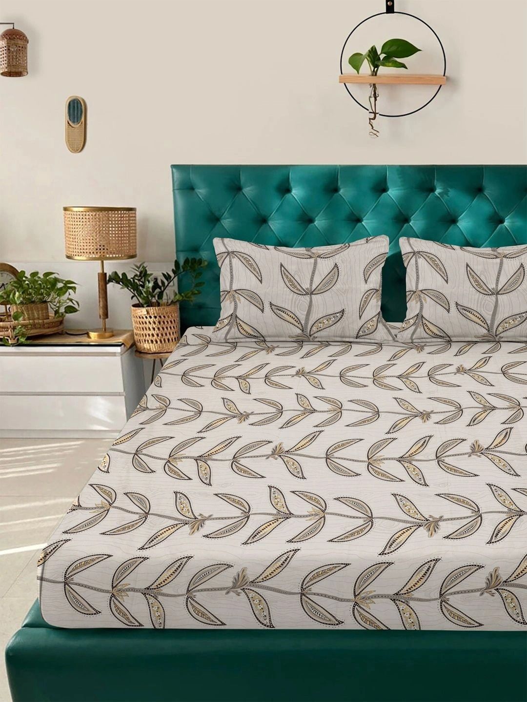 Moda Rapido X KLOTTHE Beige & Brown Floral 300 TC King Bedsheet with 2 Pillow Covers
