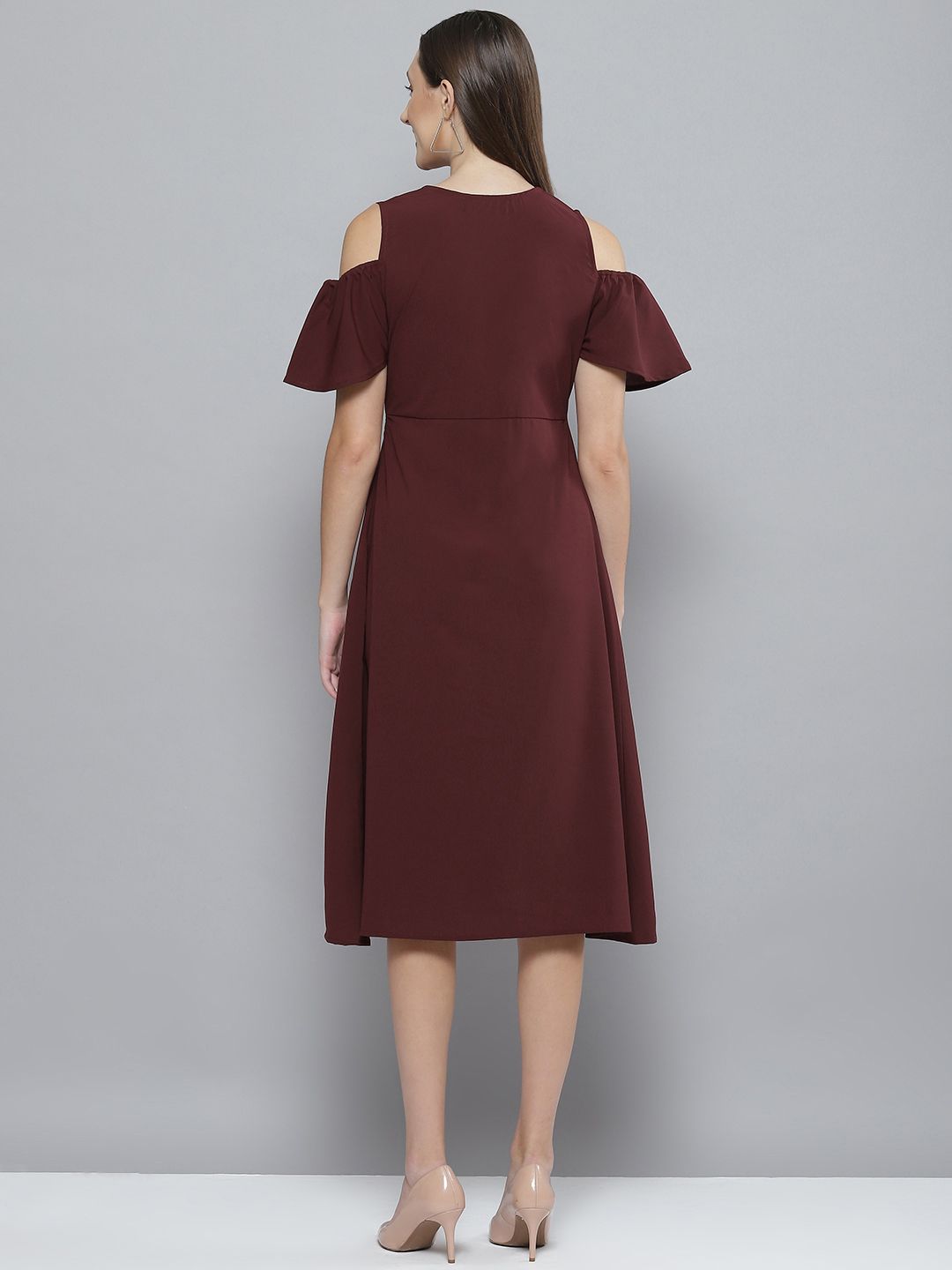 DENNISON Maroon Solid Cold-Shoulder Sleeves Crepe Dress