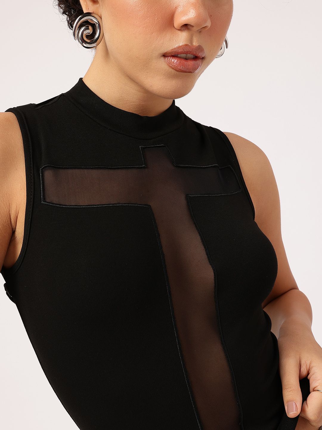 DressBerry Daring See-through Edge Ribbon Whisper Fitted Top