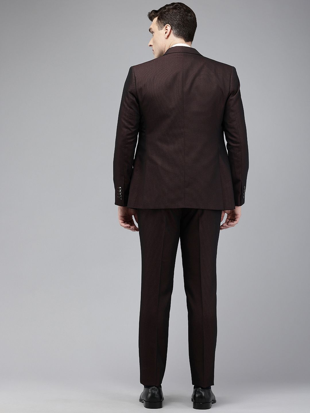Park Avenue Super Slim Fit Peaked Lapel Single-Breasted 3 Piece Suit