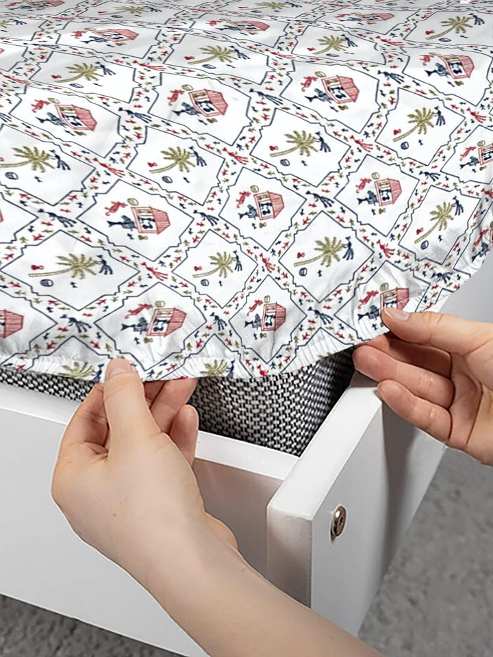 KLOTTHE White & Red Geometric Printed Fitted 300TC King Double Bed Sheet & 2 Pillow Cover