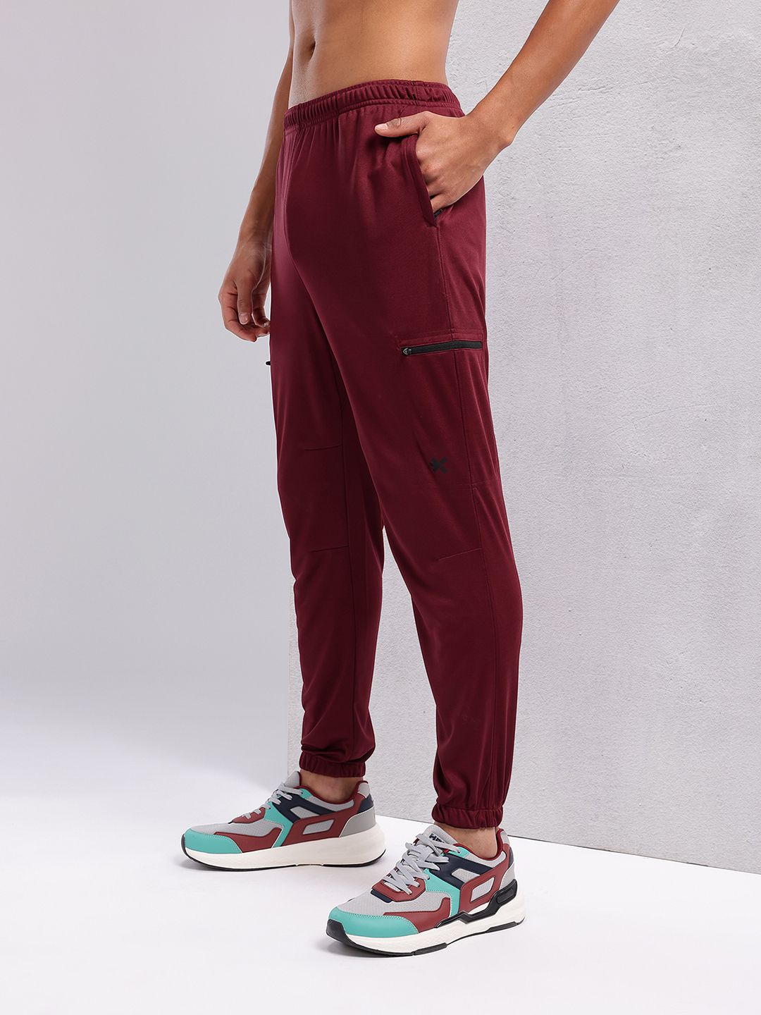 HRX by Hrithik Roshan Men Mid-Rise Rapid-Dry Training Joggers