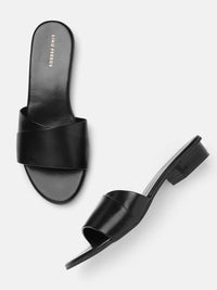 Lino Perros Women Open Toe Flats