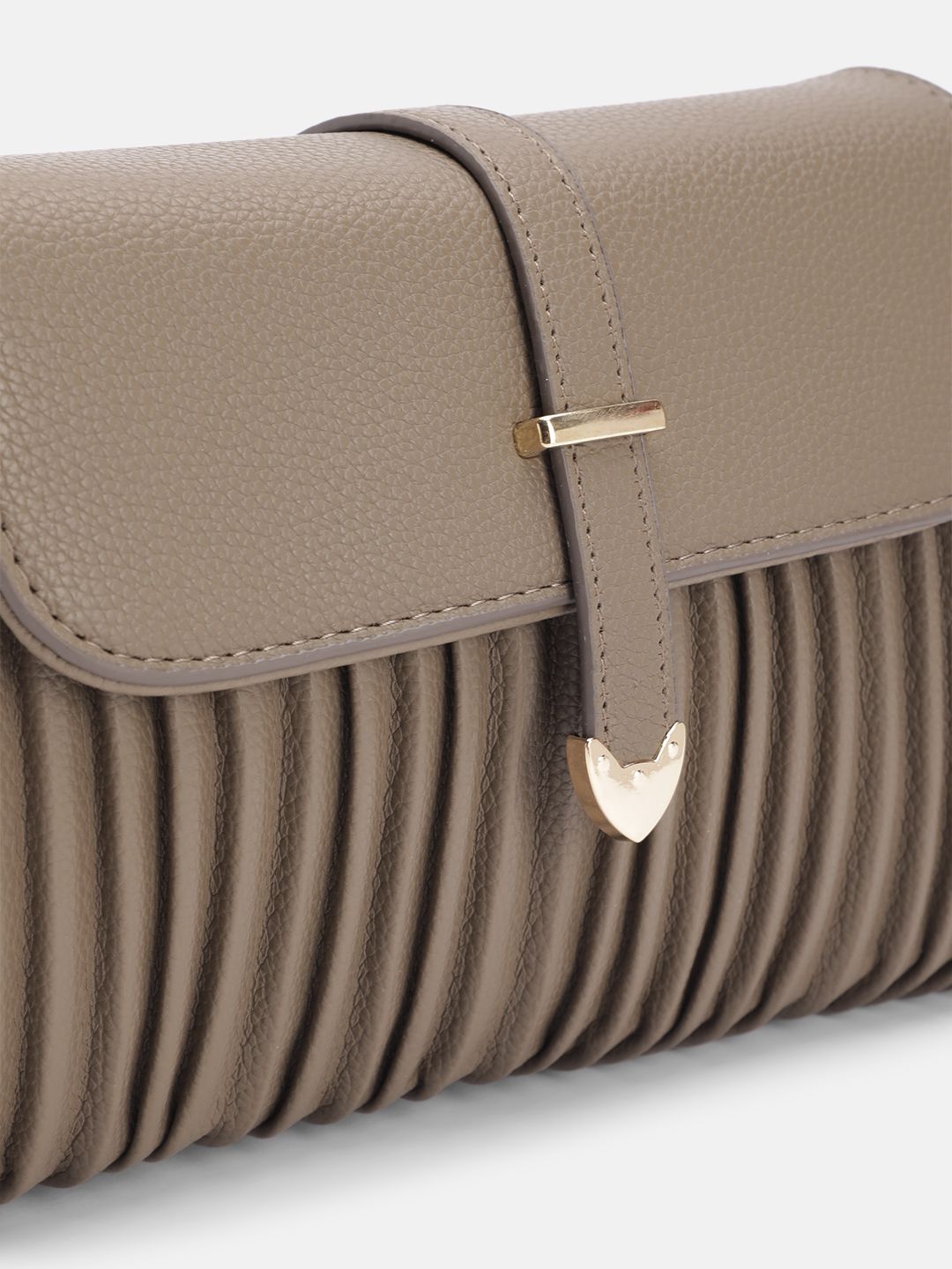 DressBerry Structured Pleated Sling Bag
