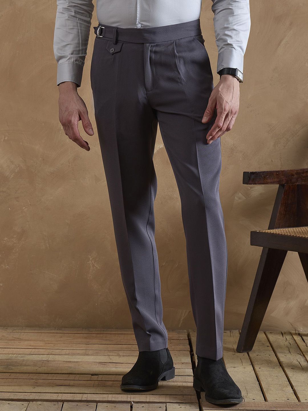 DENNISON Men Relaxed Mid-Rise Easy Wash Pleated Chinos Trousers