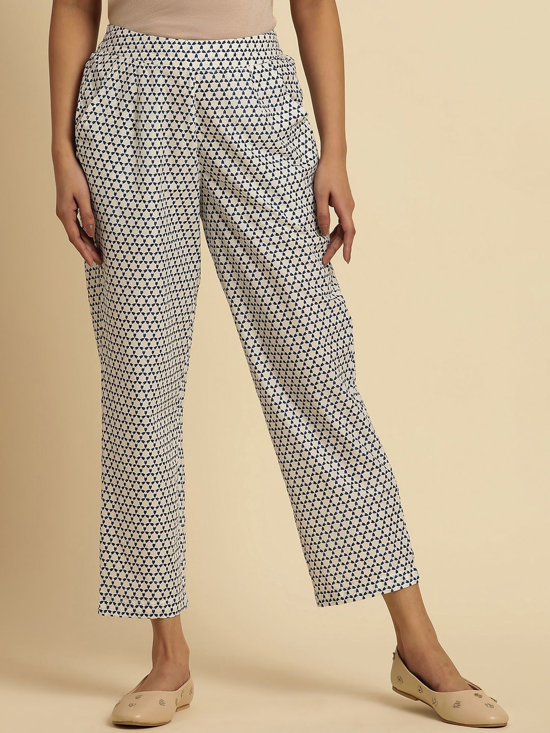 W Women Geometric Printed Cropped Cotton Ethnic Trouser