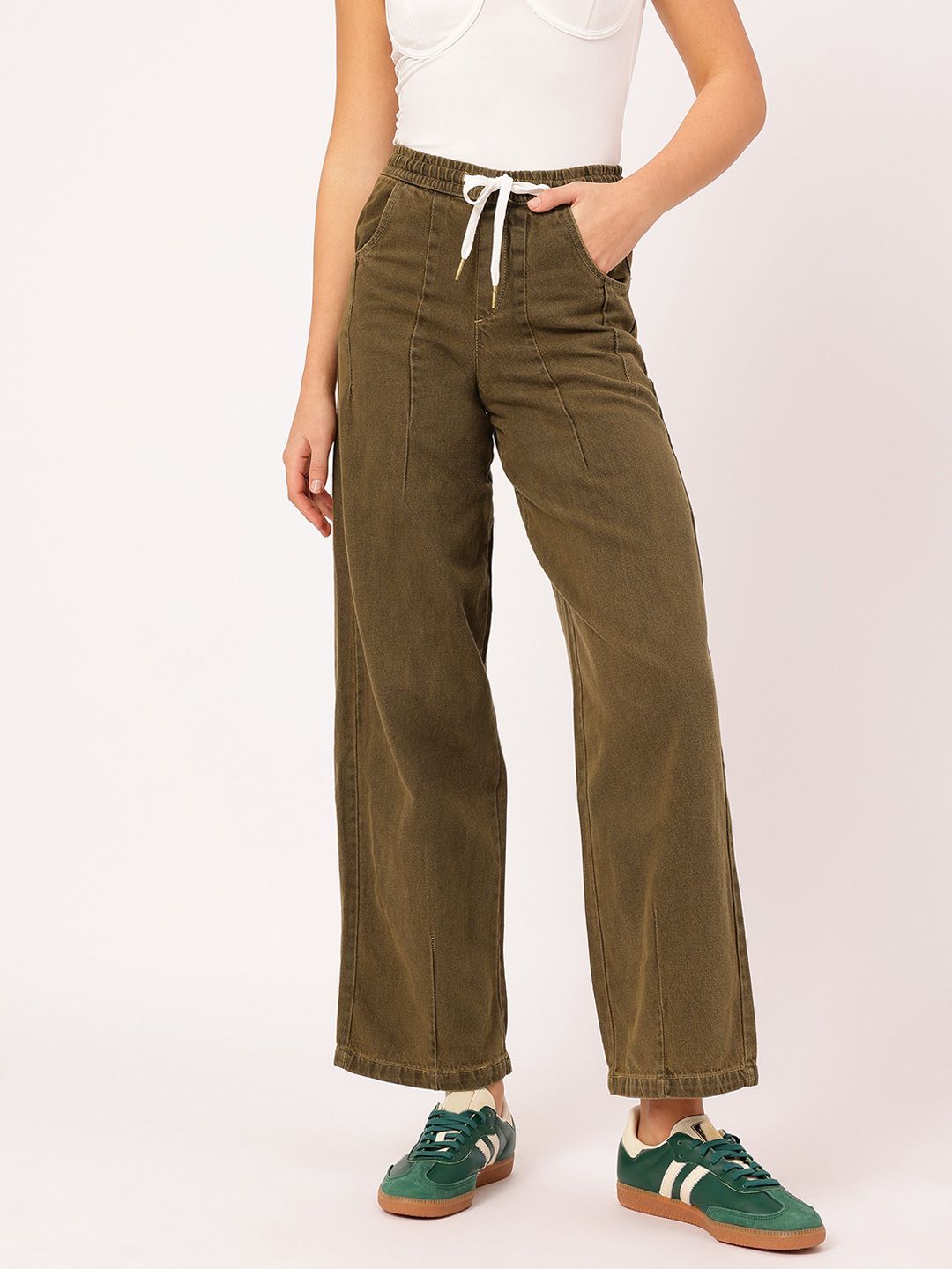 DressBerry Women Modern Minimal Baggy Jeans