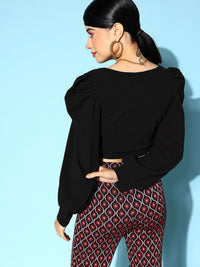 Berrylush Black Sweetheart Neck Bishop Sleeves Crepe Crop Top
