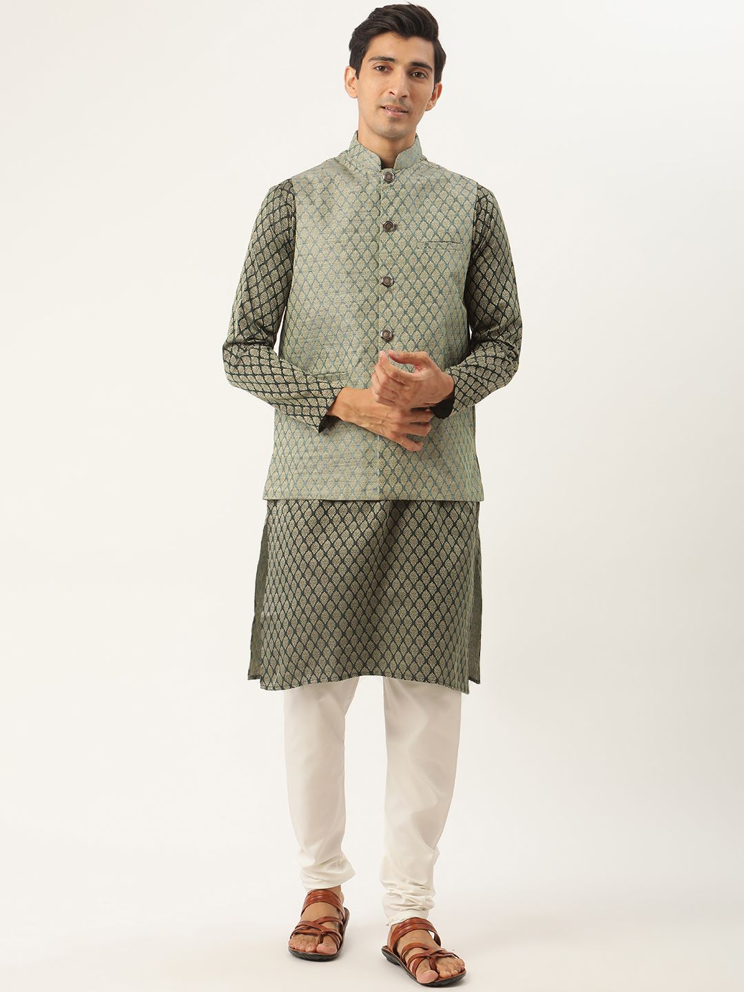 SOJANYA Men Green & Off-White Ethnic Motifs Kurta with Churidar & Nehru Jacket
