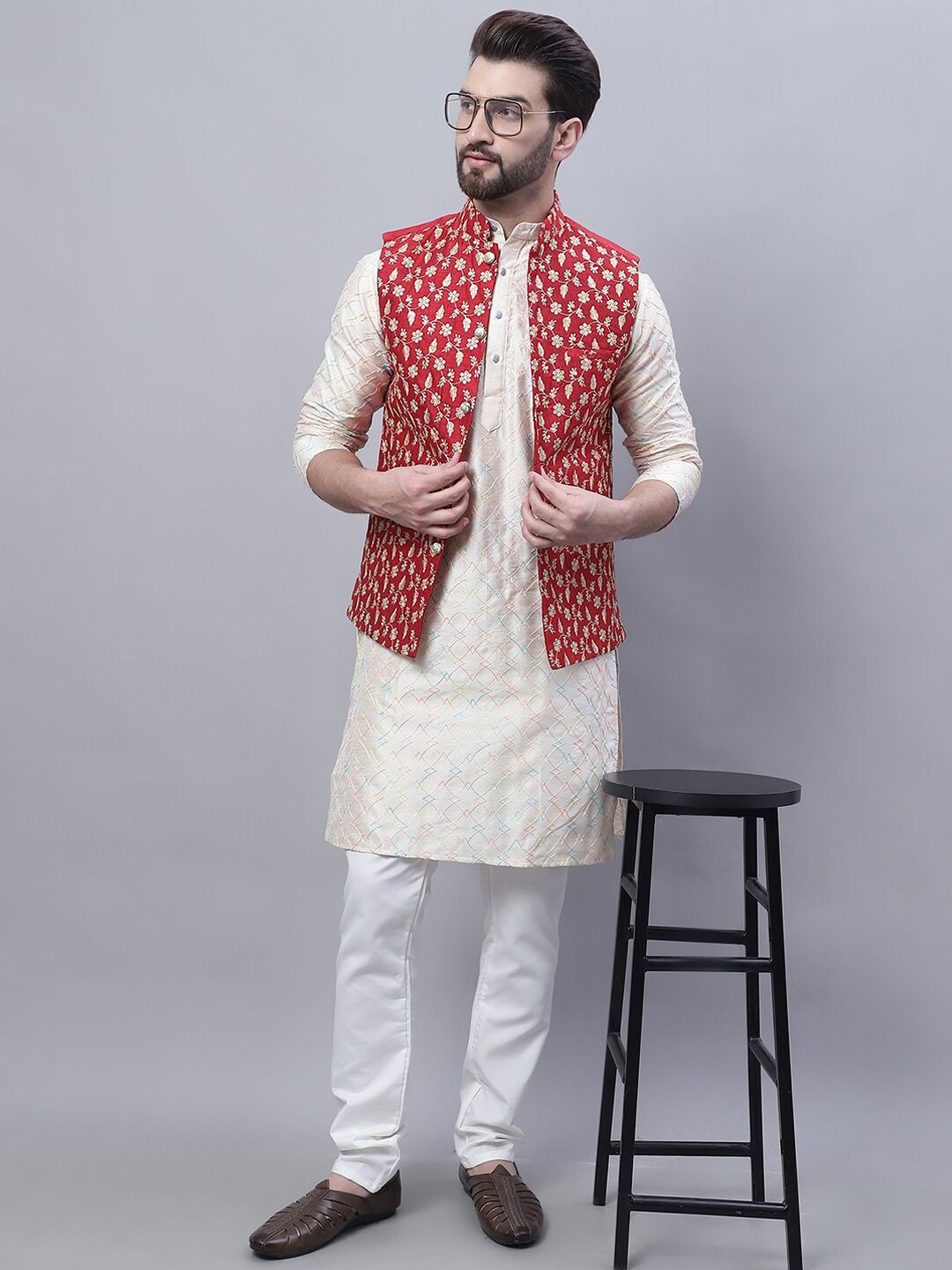 SOJANYA Embroidered Thread Work Kurta and Churidar with Nehru Jacket