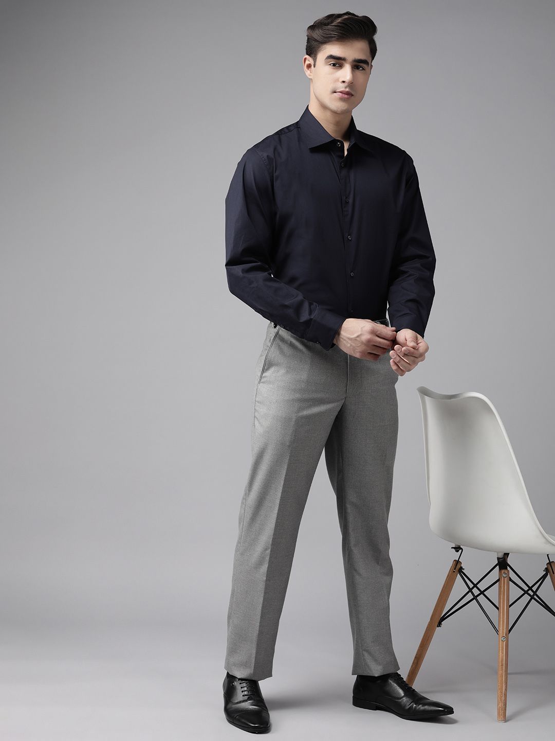 Park Avenue Men Solid Smart Fit Low-Rise Formal Trousers