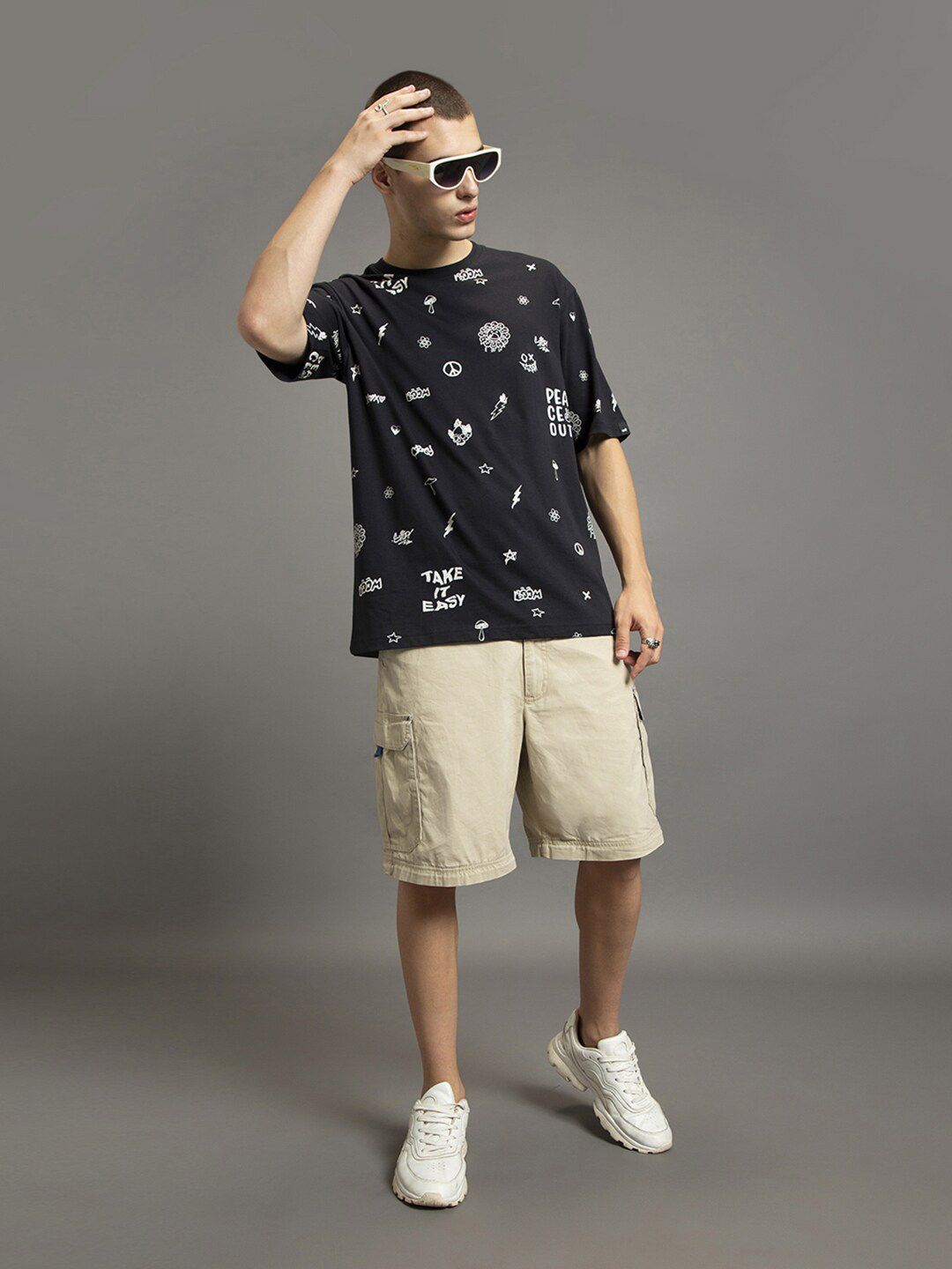 Bewakoof Conversational Printed Drop-Shoulder Sleeves Pure Cotton Oversized T-shirt