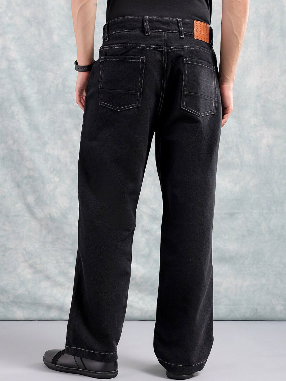 The Indian Garage Co Black Men Mid-Rise Relaxed Fit Colourblocked Jeans