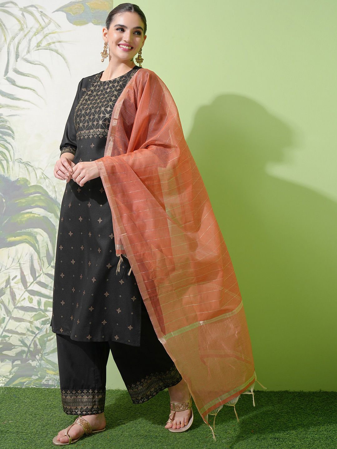 Vishudh Black Ethnic Motifs Printed Straight Kurta With Palazzos & Dupatta