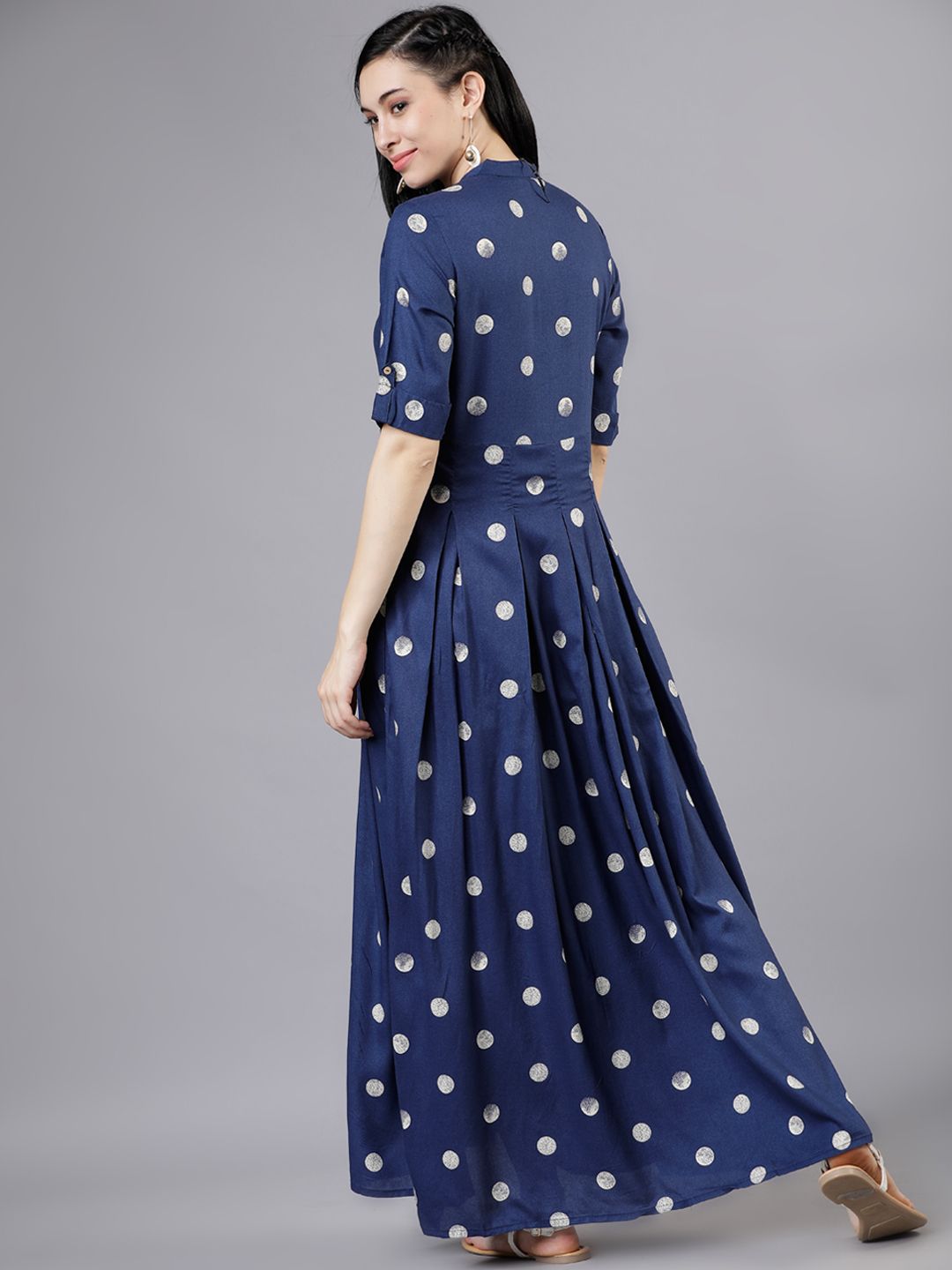 Vishudh Women Blue Printed Maxi Dress