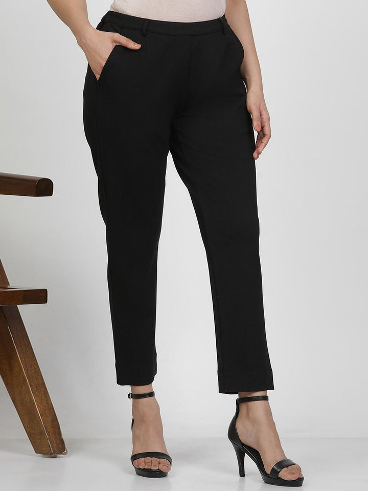 W Women Mid-Rise Slim Fit Regular Trouser