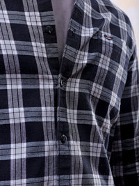 The Indian Garage Co Men Slim Fit Buffalo Checks Opaque Casual Shirt